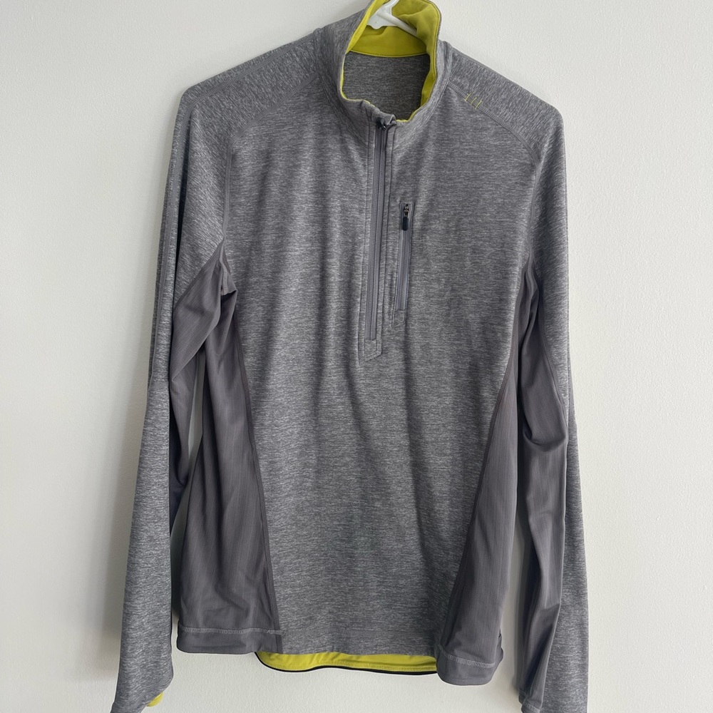 Men’s lululemon half zip running pullover jacket medium
